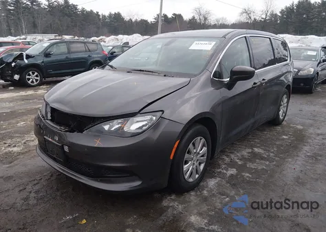 2021 Chrysler Voyager L z USA, uszkodzony, nr VIN 2C4RC1AG6MR565297